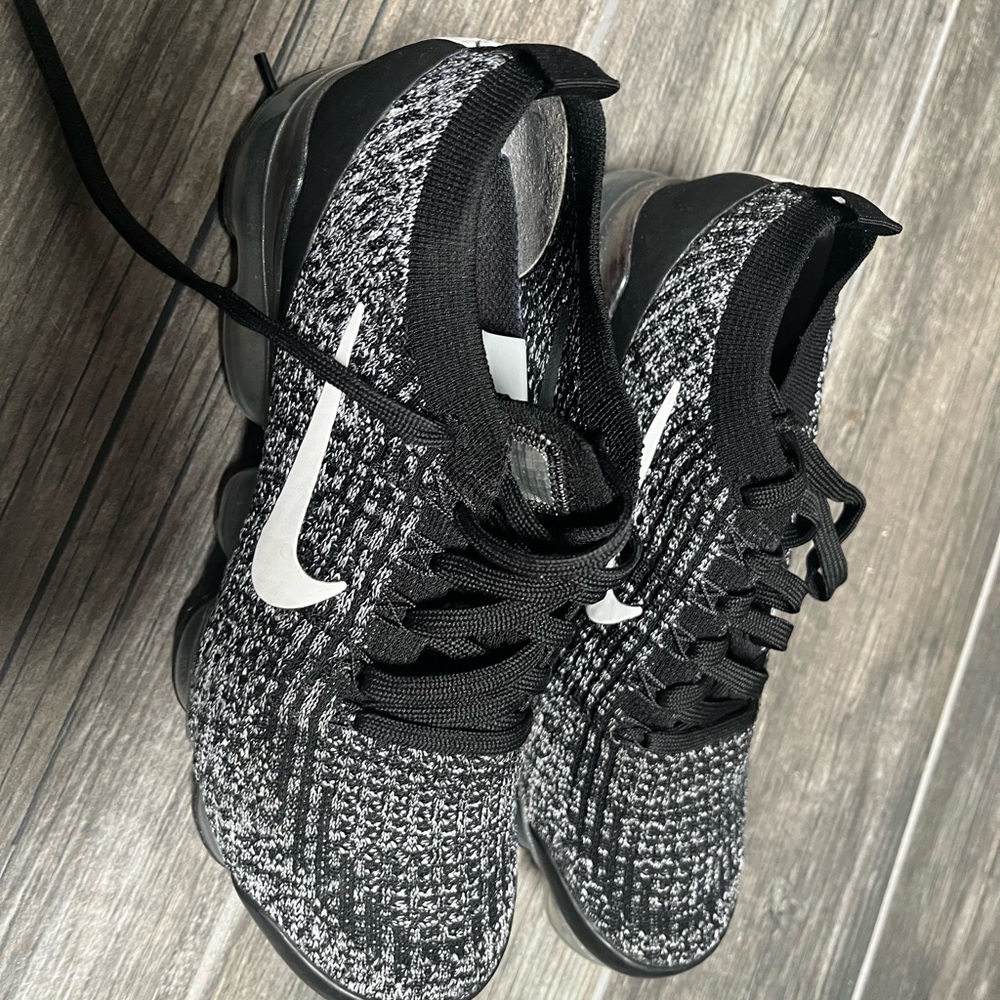 Nike Vapormax Flyknit womens sz 7